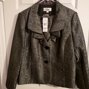 Ruffle collar snake print skirt with suit jacket